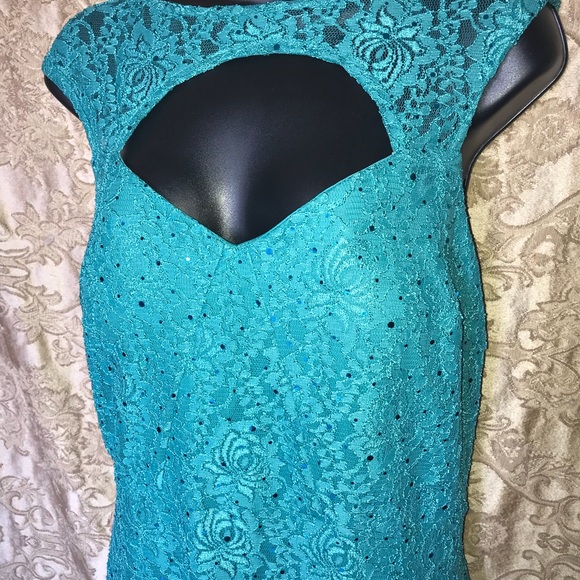 Evening gown size XL - Picture 2 of 5